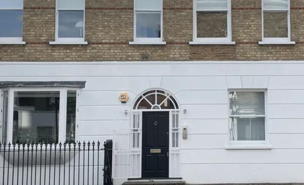 Homa Therapy Practice entrance on Lloyd Baker Street